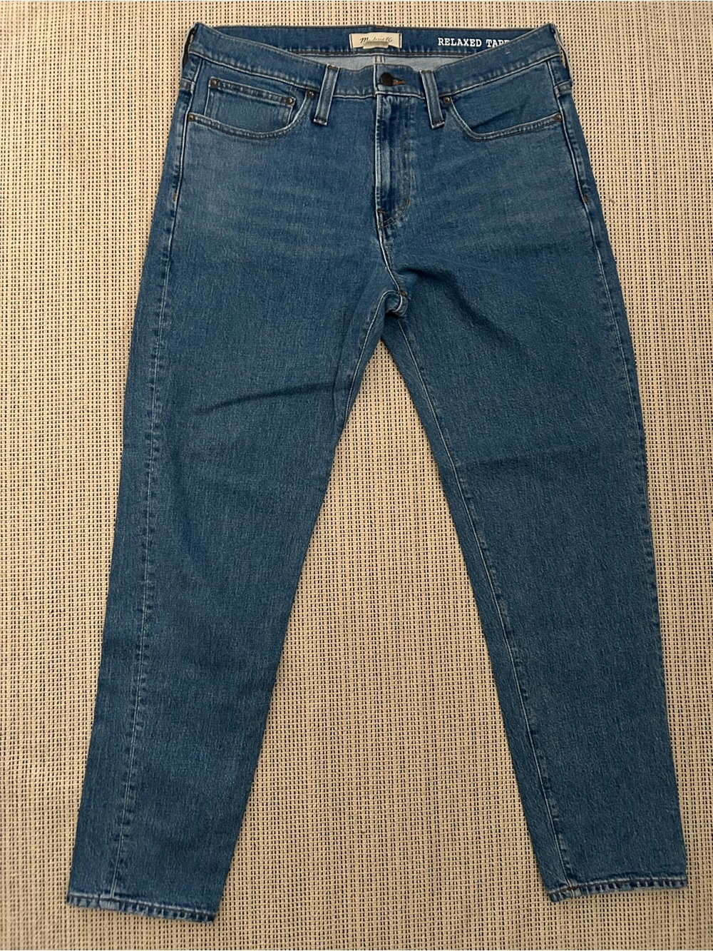 Madewell Relaxed Tapered Jeans - Blue